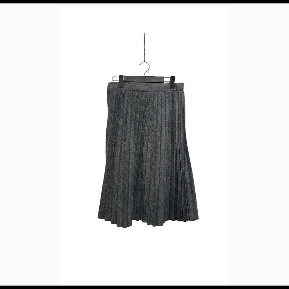 Made In Italy Grey Pleated Skirt size M $40